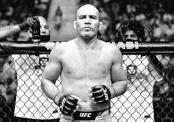 Felipe_VAndrade's tweet photo. GLOVER VOCÊ É O NOSSO HERÓI
Independente do resultado de hoje, Glover Teixeira é exemplo de campeão, pessoa e de brasileiro. Jamais desistir. Glover Teixeira você é o nosso campeão.
#UFC275 #GlovernoCombate https://t.co/AmZvVOiYo9
