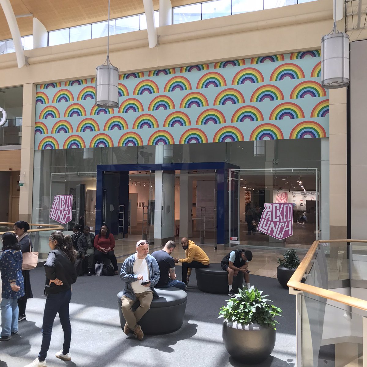 DocPhotUSW's tweet image. Huge thanks to friends, families, colleagues, industry partners, sponsors for supporting our opening evening @packed_lunch_exhibition @stdavidscardiff . We were overwhelmed by the support. We are open today 10-5 and every day until Friday 17th. We are next to the Apple store