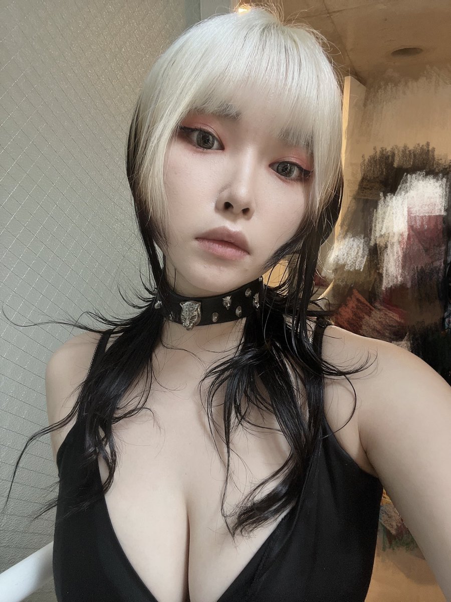 CAOSnaSIO's tweet photo. アルコールの、甘い匂いがする。 https://t.co/YHMwcjJpfa