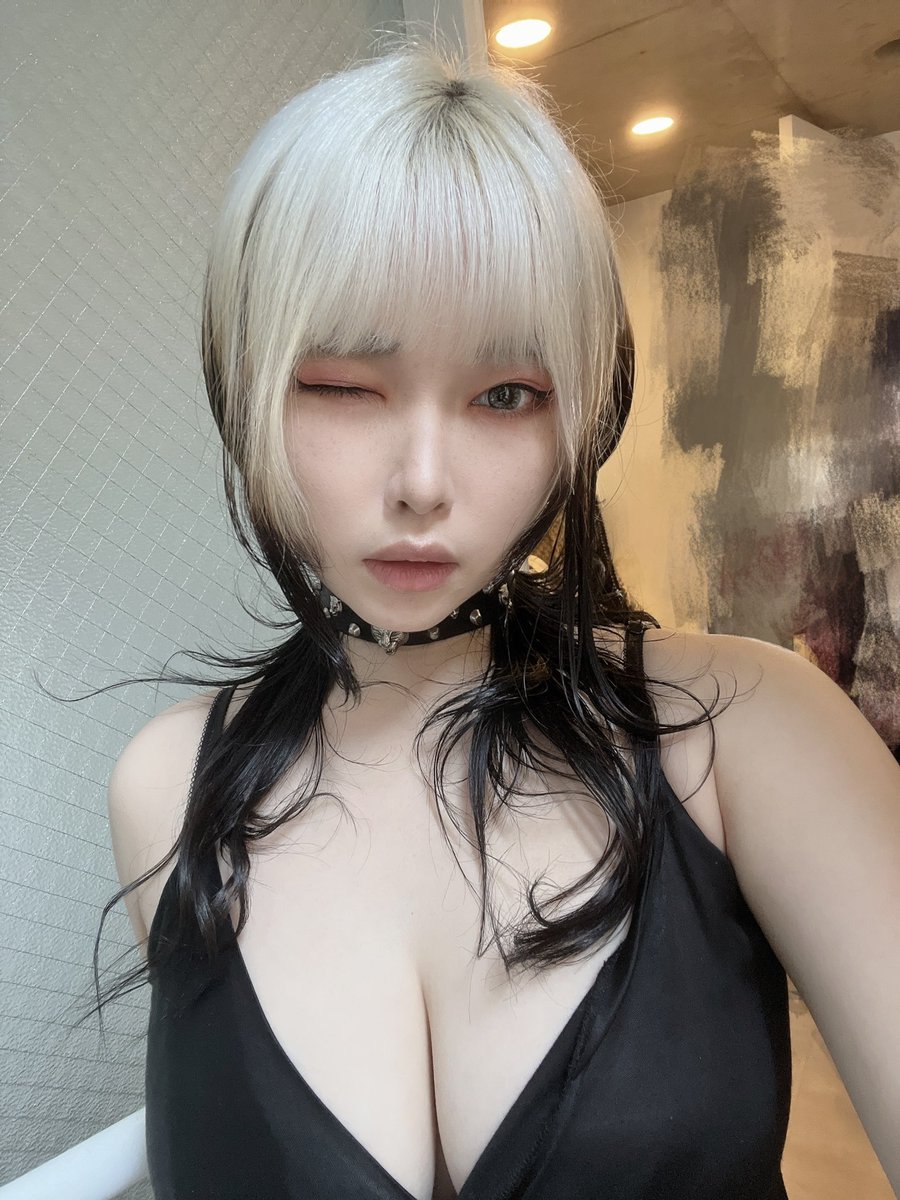 CAOSnaSIO's tweet photo. アルコールの、甘い匂いがする。 https://t.co/YHMwcjJpfa