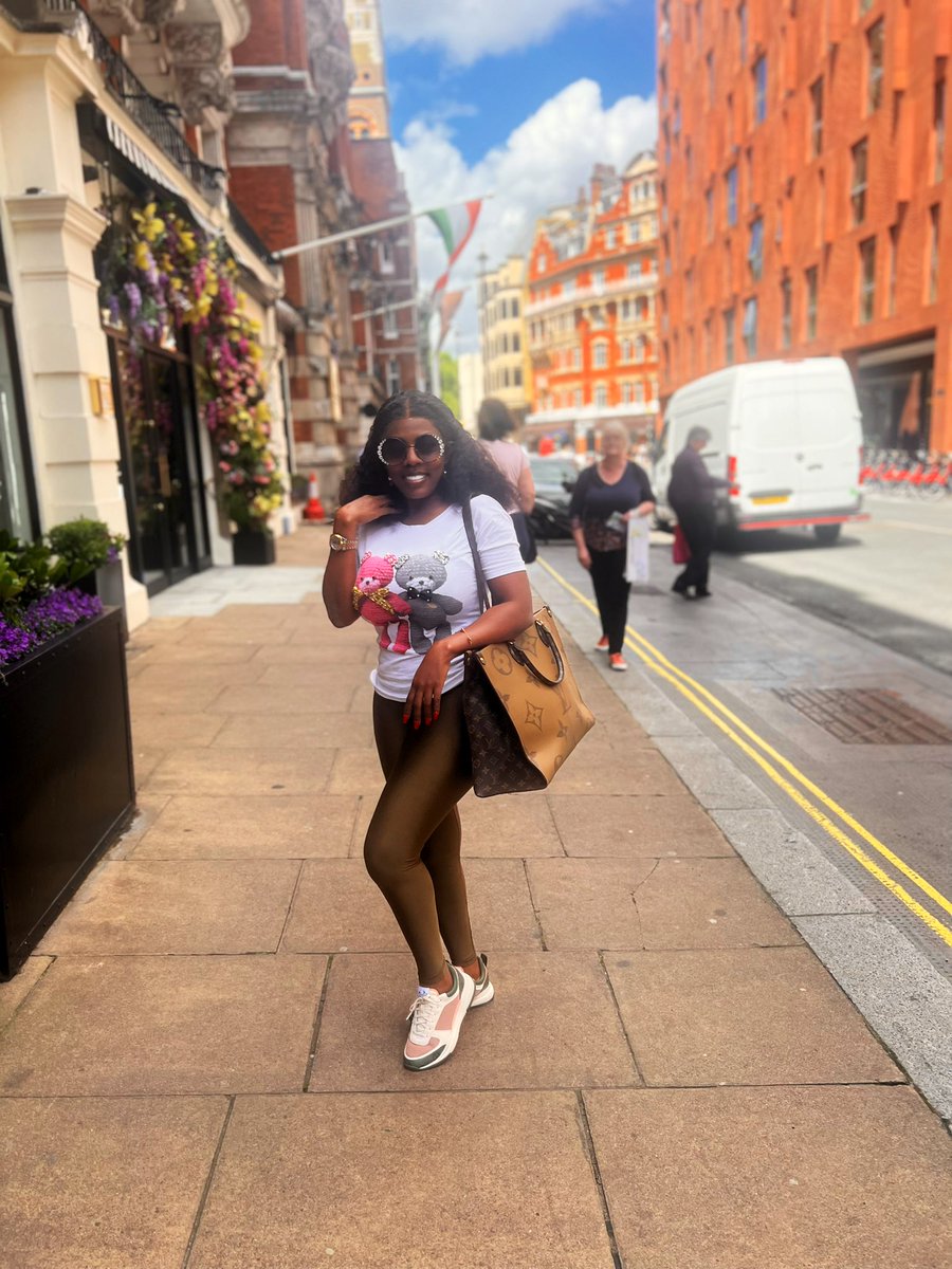 thenanaaba's tweet photo. 🤔 https://t.co/hj1YdtK7BJ