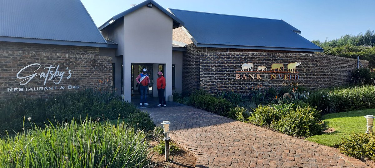 FelicityShiba's tweet photo. One of my favourite things is discovering new golf gems. Say hello to the tricky yet forgiving and lovely @Bankenveld_Golf.
A smaller-nyana gem just a stone throw away in Witbank. A stop over to Mpumalanga. A warm up course on the way to the big guns...β³οΈππΎββοΈπ
#TGGD #FlagCollected https://t.co/C5fmIdrktz