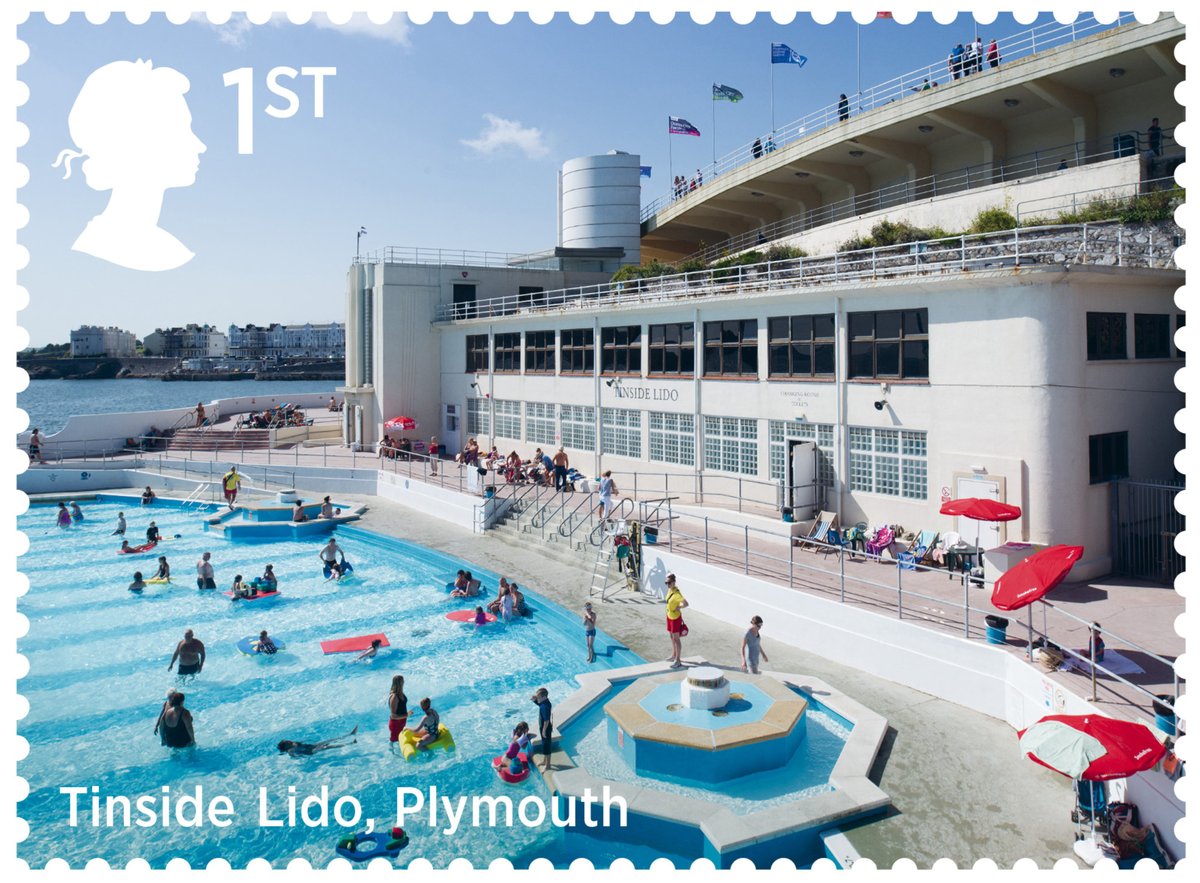 Plymouth2013's tweet photo. Have a good Janner Sunday Muffers!! 💚 https://t.co/FupERs0lLh