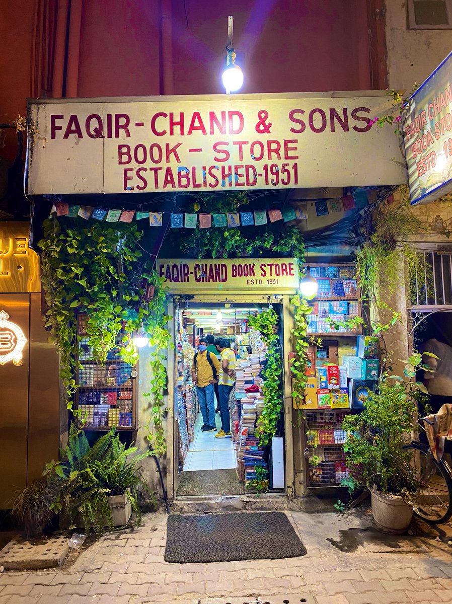 vatsala_sharmaa's tweet photo. Finally visited the iconic bookstore Faqir Chand &amp; Sons at Khan Market. A treasure trove for everyone! 
#BookstoresOfIndia https://t.co/2R6uDhwEW7