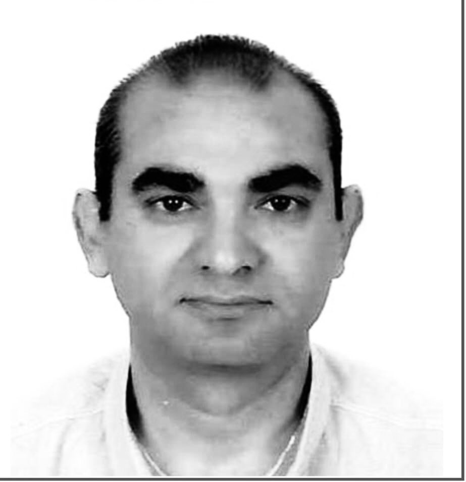 HuseyinYUCEL47's tweet photo. İnna lillahi ve inna ileyhi raciun. 

Midyat Anadolu Lisesi Coğrafya Öğretmeni üyemiz Mustafa ARSLAN kardeşimiz yakalanmış olduğu hastalıktan dolayı vefat etmiştir. Mustafa hocama Cenab-ı Allah'tan rahmet, ailesi, sevenleri öğrencileri ve tüm eğitim camiamıza sabırlar diliyoruz. https://t.co/VBt75YfniA