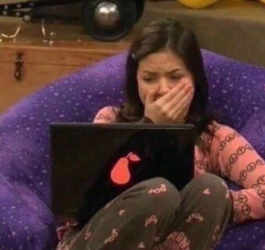 J00NIEWORLD's tweet photo. looking at 2019-2021 grade boundaries to see if i have a shot at getting the grades i need 😭#alevels2022 https://t.co/bIEiOBffPZ