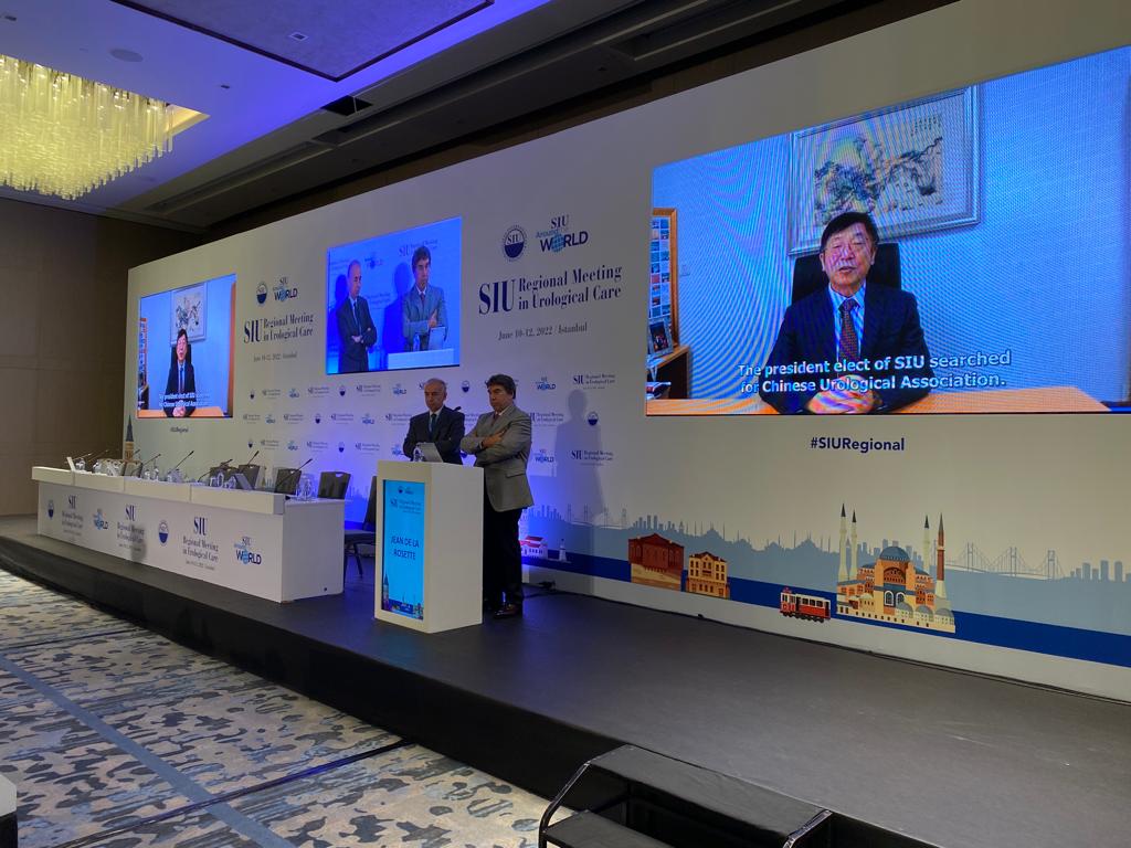 SiuRegional's tweet photo. Don't miss a special message from the President-Elect of the Chinese Urological Association, Xu Zhang as we conclude the first-ever #SIURegional Meeting  https://t.co/ao7TKxtPZc #SIUWorld https://t.co/w8TAjyrTGu