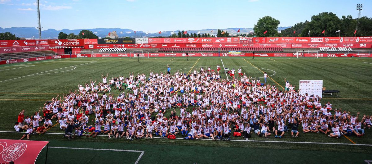 fundaciompla's tweet photo. Tornant a gaudir del torneig #enfutbolat en la seva 4a.Edició. Una jornada de convivència molt especial 🙌 Agraïm l'esforç a tota l'organització de la @FCF_CAT per aquesta iniciativa tan necessària! 💯 https://t.co/IztPTACApN