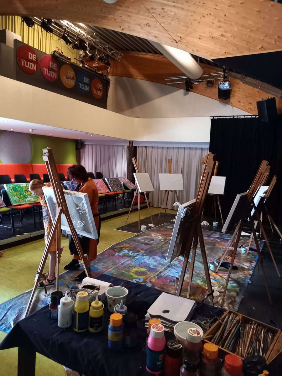 Pia_MN's tweet photo. #CultuurweekLeusden gratis #Workshop op muziek door #EvelienKoloos #TeamPaint in @theaterdetuin
We zijn er klaar voor! https://t.co/4JbceleOf6