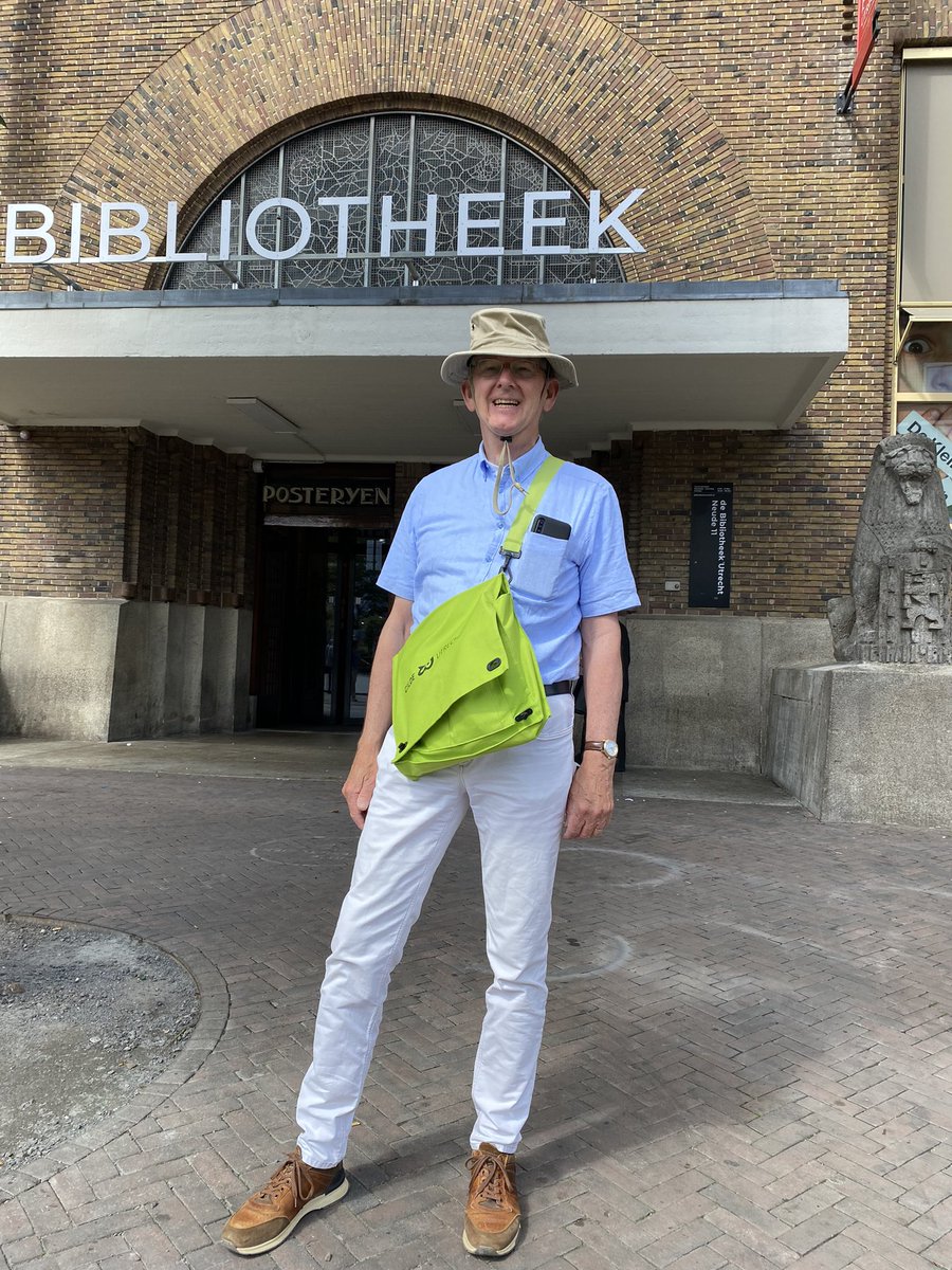 GildeUtrecht's tweet photo. Vandaag gratis rondleidingen en historische pitch in #bibliotheekutrechtneude https://t.co/8yVpP12jDS