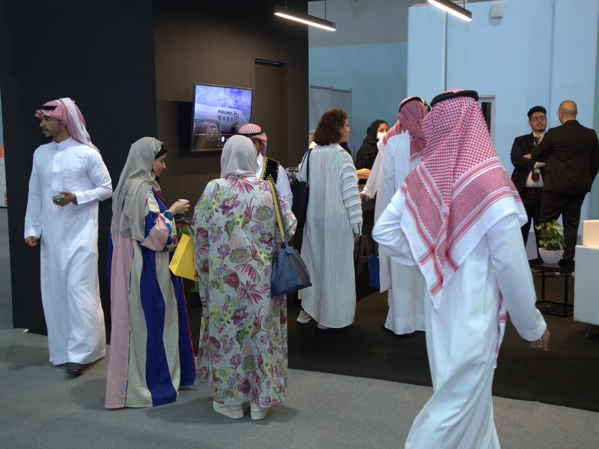 AJEXMena's tweet photo. شكرًا لحضوركم وزيارة جناح #ايجكس في #المعرض_الدولي_للتجارة_الالكترونية  

Thank you for coming and visiting #AJEX booth at #IEC_EXPO https://t.co/rS1jvrbG4f