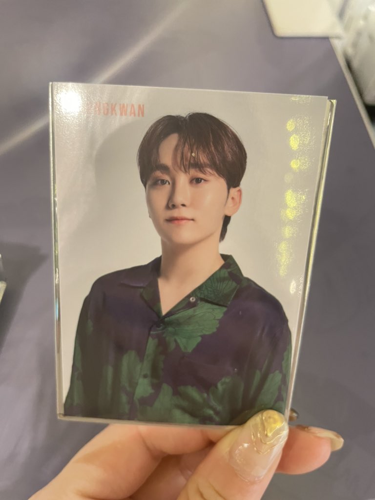 SEVENTEEN カフェ カラットくじ　トレカ
交換

（譲）スングァン

（求）ミンギュ

都内横浜市内手渡し又は郵送
条件合う方りぷ又はDMお待ちしております🙇🏻‍♀️