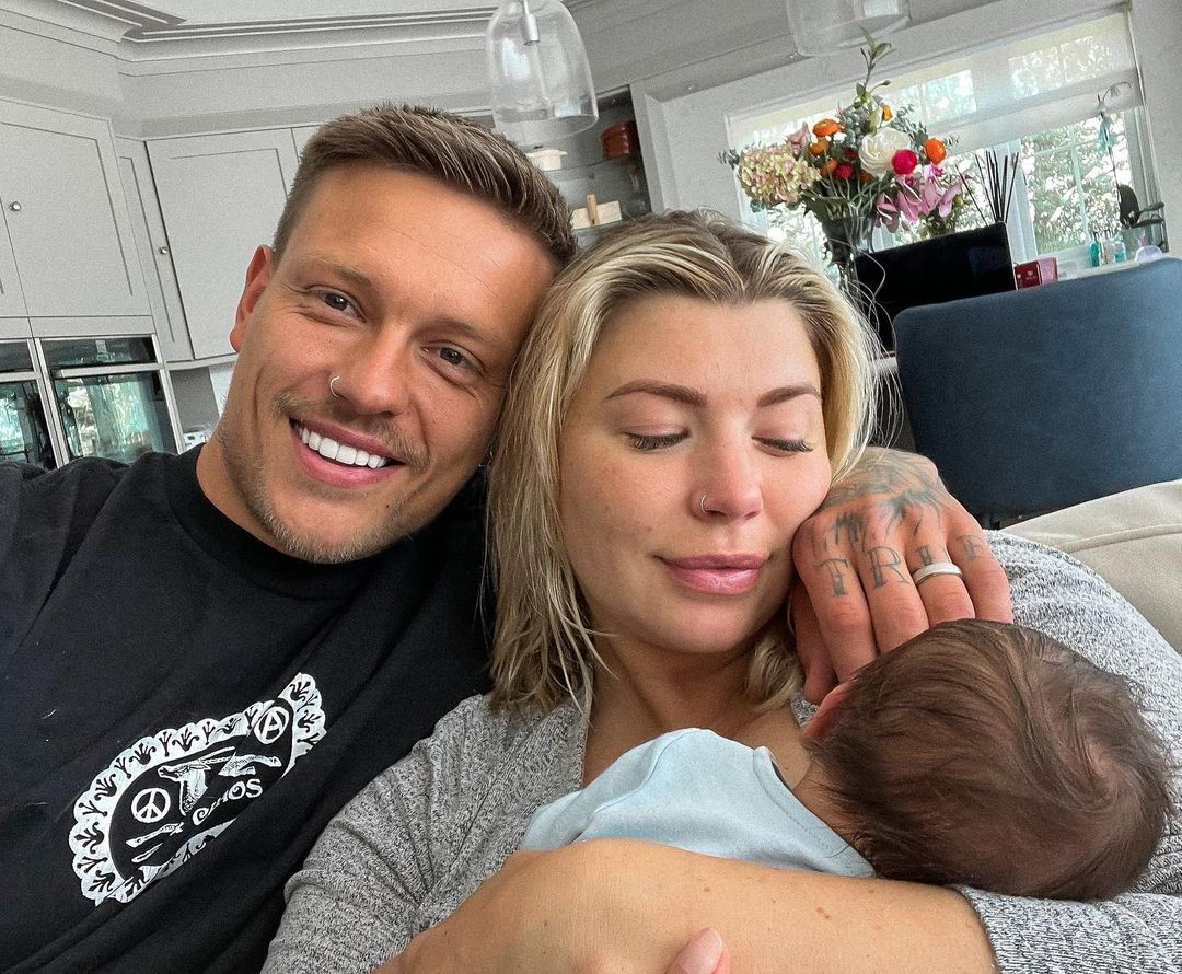 The Bowen’s 🥹❤️ Abel Jacob Bowen born on 10/06/22 🍼 How perfect!!!! 💙