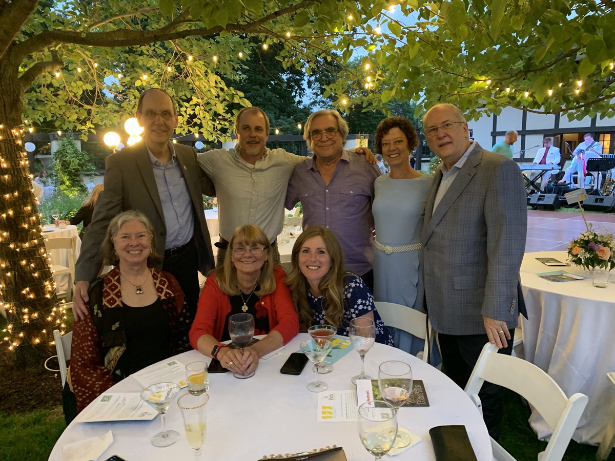 PeterSWilson's tweet image. Celebrating Frank Lloyd Wright’s 155th birthday!

#FrankLloydWright #westcotthouse