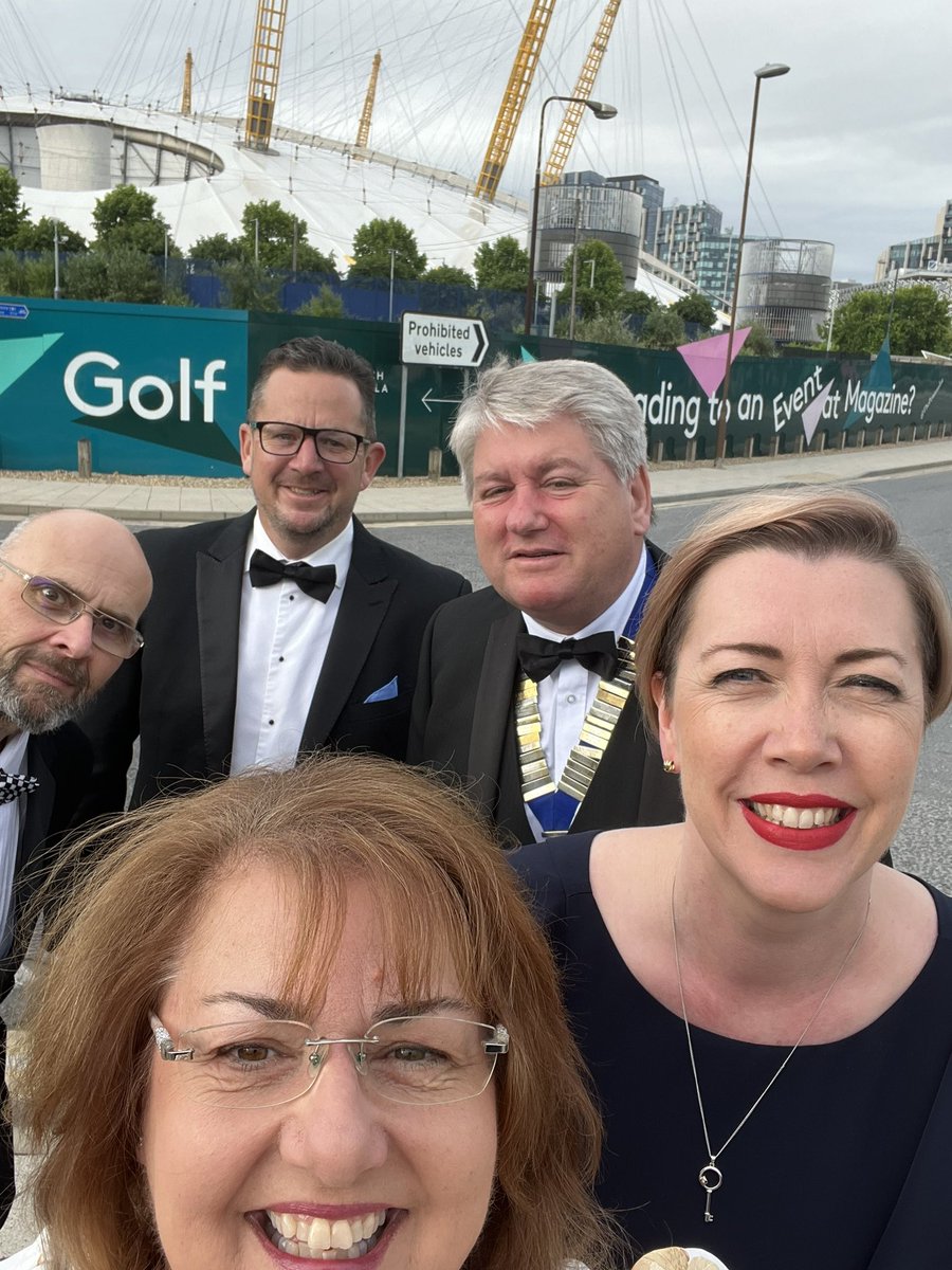 HGNeighbours's tweet photo. Craft Guild of Chefs Awards dinner #CraftGuild #MasterChef https://t.co/bOPitIJlbO
