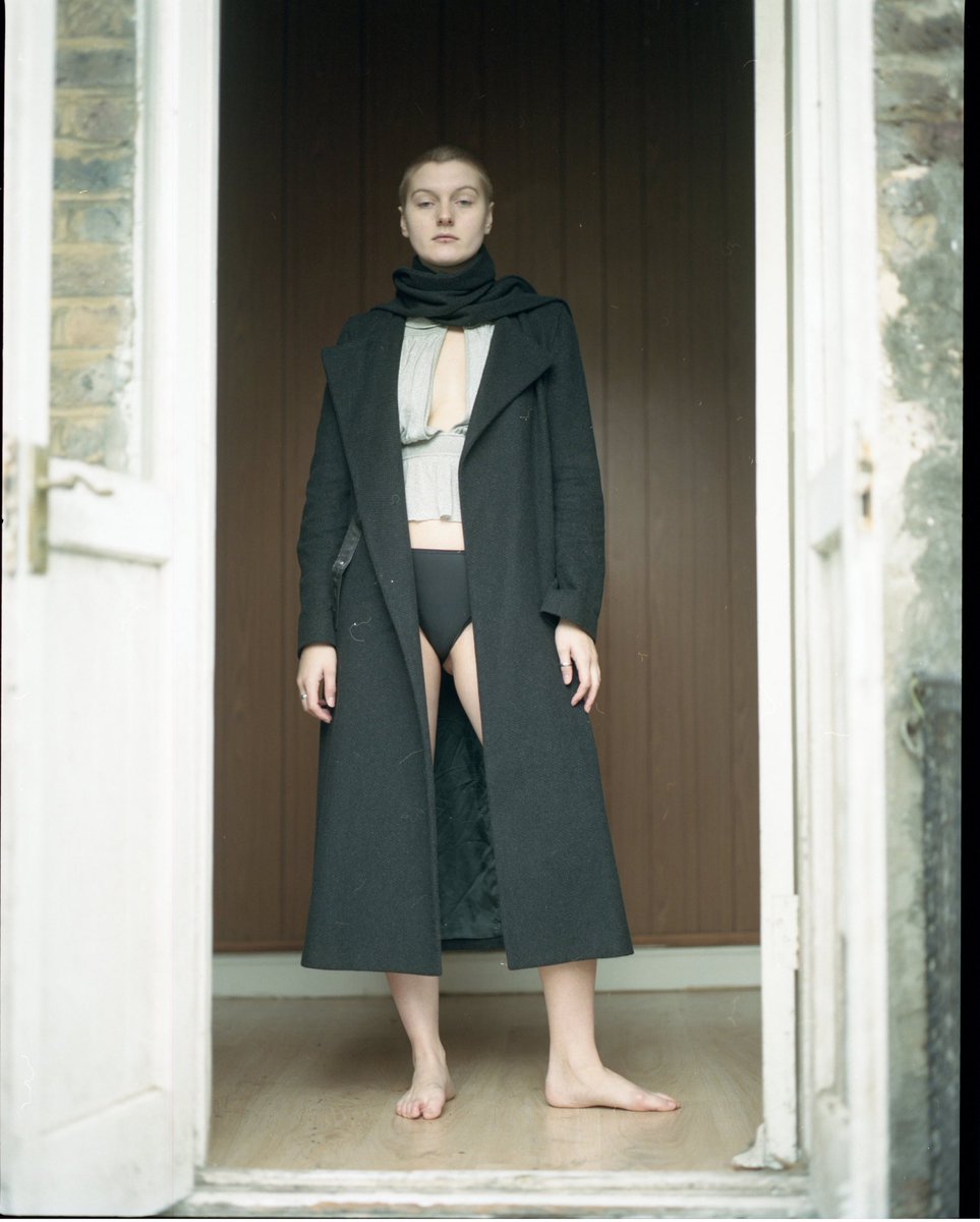 AnnaVBest's tweet photo. South London portraits #annavictoriabest https://t.co/54sTWVJ2hM