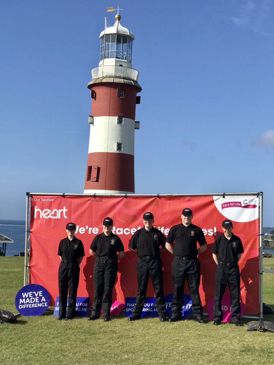 PlymouthVPC's tweet photo. Plymouth Cadets working hard today assisting Cancer Research Uk on Plymouth Hoe #raceforlifeplymouth 👏🏻👏🏻🏃‍♀️🏃‍♂️💗 #beacdet #PLYMOUTH @DCPolVolunteers @DC_Police https://t.co/gNofMSO4t5