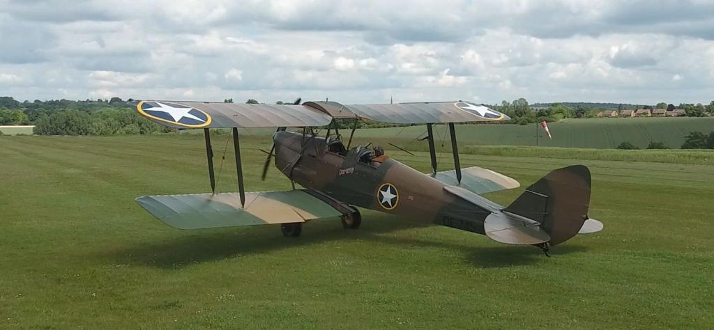 VFAudleyEnd's tweet photo. Tiger Moth 'DE-745' (G-BTOG) stretching its legs over Audley End Airfield. 

#VintageFabrics #AudleyEndAirfield #WarbirdRepaint #AircraftRepaint #AircraftMaintenance #AircraftFabric #Warbirds #DH82A #TigerMoth #dehavilland #USAAF https://t.co/oAH99nHJV7