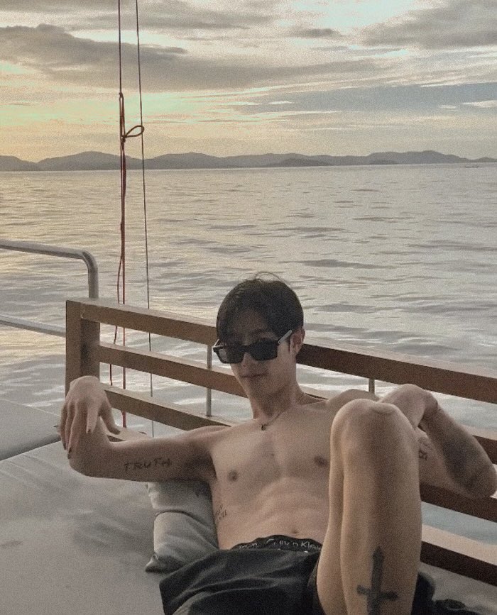 172cmv's tweet photo. อยู่ไม่ได้แล้ว https://t.co/2yO5cQrITo