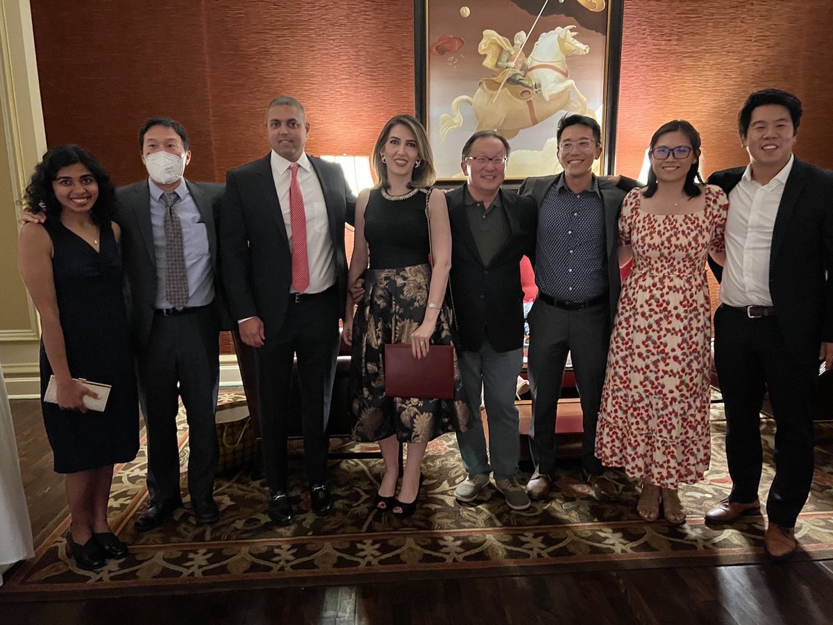Rajagopalan_Pri's tweet photo. My first ever @USCneurorads Fellow class of 2021-22 graduating under our outstanding PD @JAcharya4! What an amazing journey it has been growing together! 🤩😇 Work hard and party harder! @ngtvan #FightOn #Classof2022 #Trojans #Neurorad #Academia https://t.co/Ua2IXH39pP