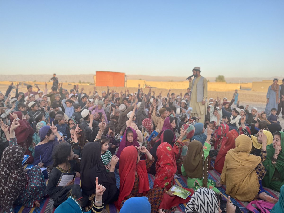 PenPath1's tweet photo. Penpath mobile school and library:
Teaches children in villages everyday
Children turn up to learn from mobile school with so much joy
Besides teaching, the mobile school provides children with learning materials, books and stationery
This is Afghans idea, provided by Afghans … https://t.co/4cKYT2ZhxC