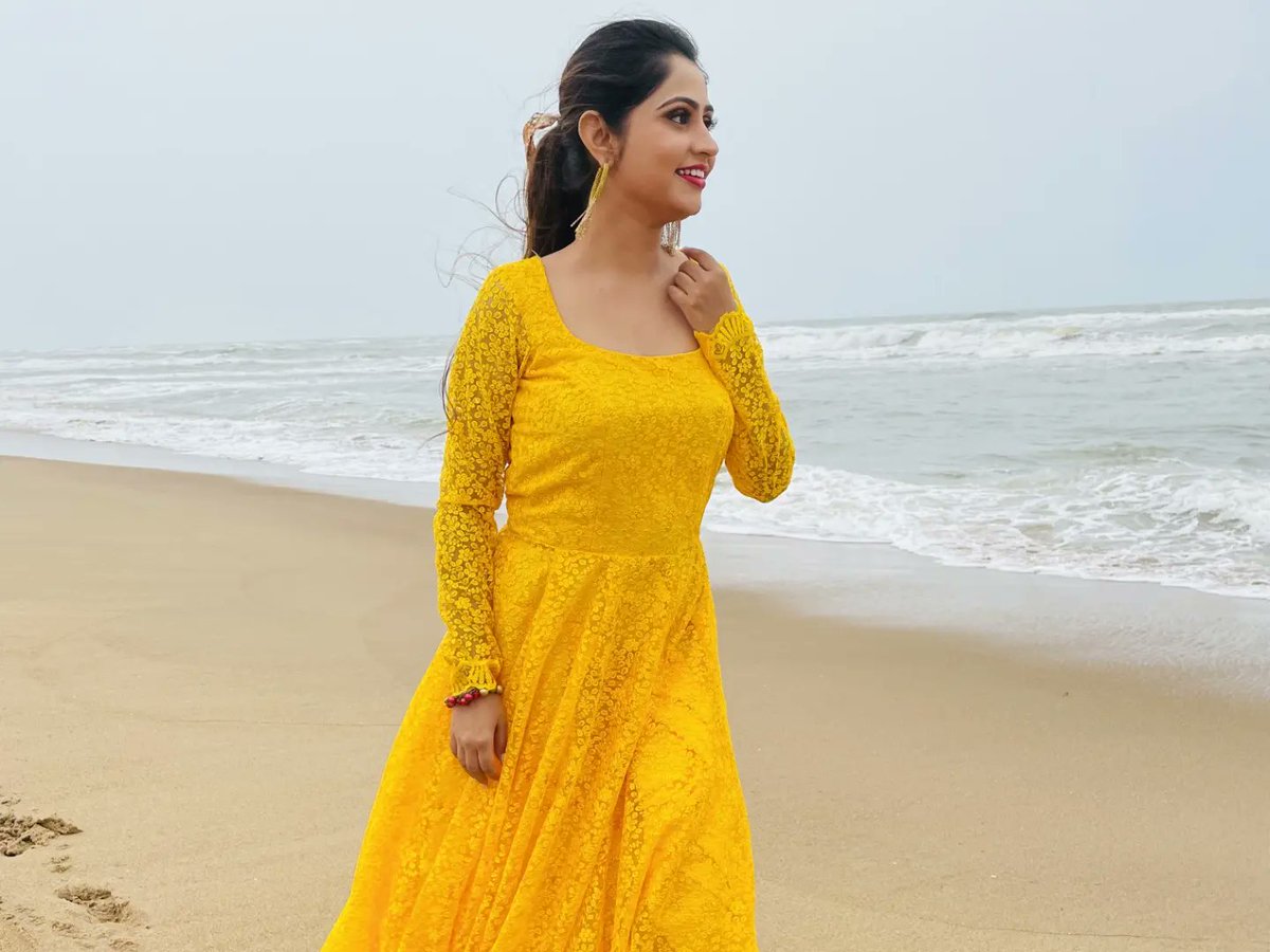 LubunTubun's tweet photo. Zee Sarthak Presents
A Beautiful Romantic Song Shoot for
Upcoming Movie
Choreography- @LubunTubun
.
@zeesarthaktv #LTProduction #shootingset #upcomingmovie https://t.co/DDynb7qpgi