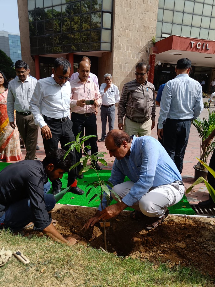 TCILHQ's tweet photo. As part of #AKAMMegaShow being organized under the aegis of @DPE_GoI, to celebrate 75 years of Indian Independence, TCIL organized a plantation drive where CMD, Directors &amp; other officials planted the saplings. #CPSEPlantationDrive
#PlantATree
#AKAMmyTree
#AmritMahotsav https://t.co/6uynjQJGak
