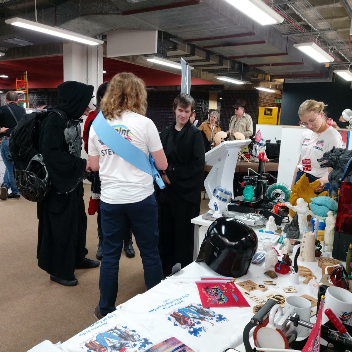 3DFilaPrint's tweet photo. Well done to Harvey who won our first #3DPrinter competition yesterday!
And thank you to @WRossnoke  (#StarWars #ArtemisFowl) for doing the prize draw.

Today we will be having ANOTHER prize draw where YOU could also win a 3DPrinter!

#CosPrintOnSea 
#3dprinting 
#cosplay https://t.co/2o910g6og1