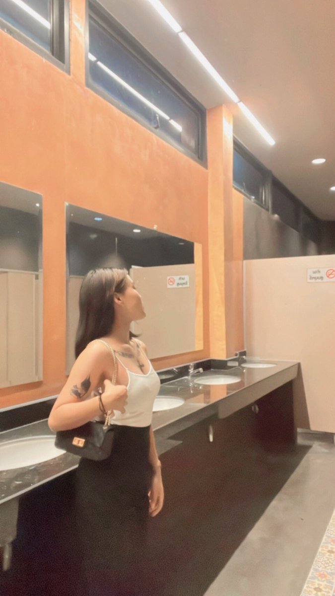 Naninileee's tweet photo. 🤍 https://t.co/UlGDJtC2yR