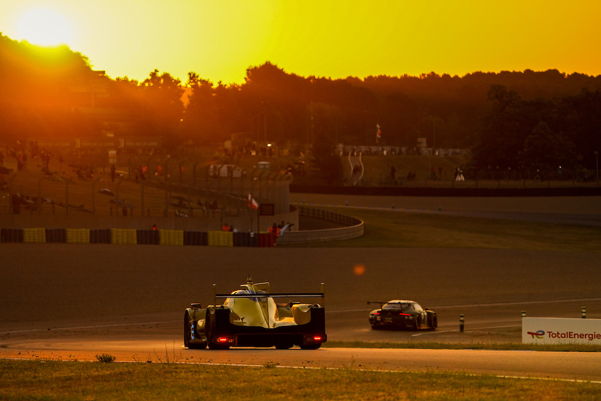 Poranna część wyścigu 24h Le Mans