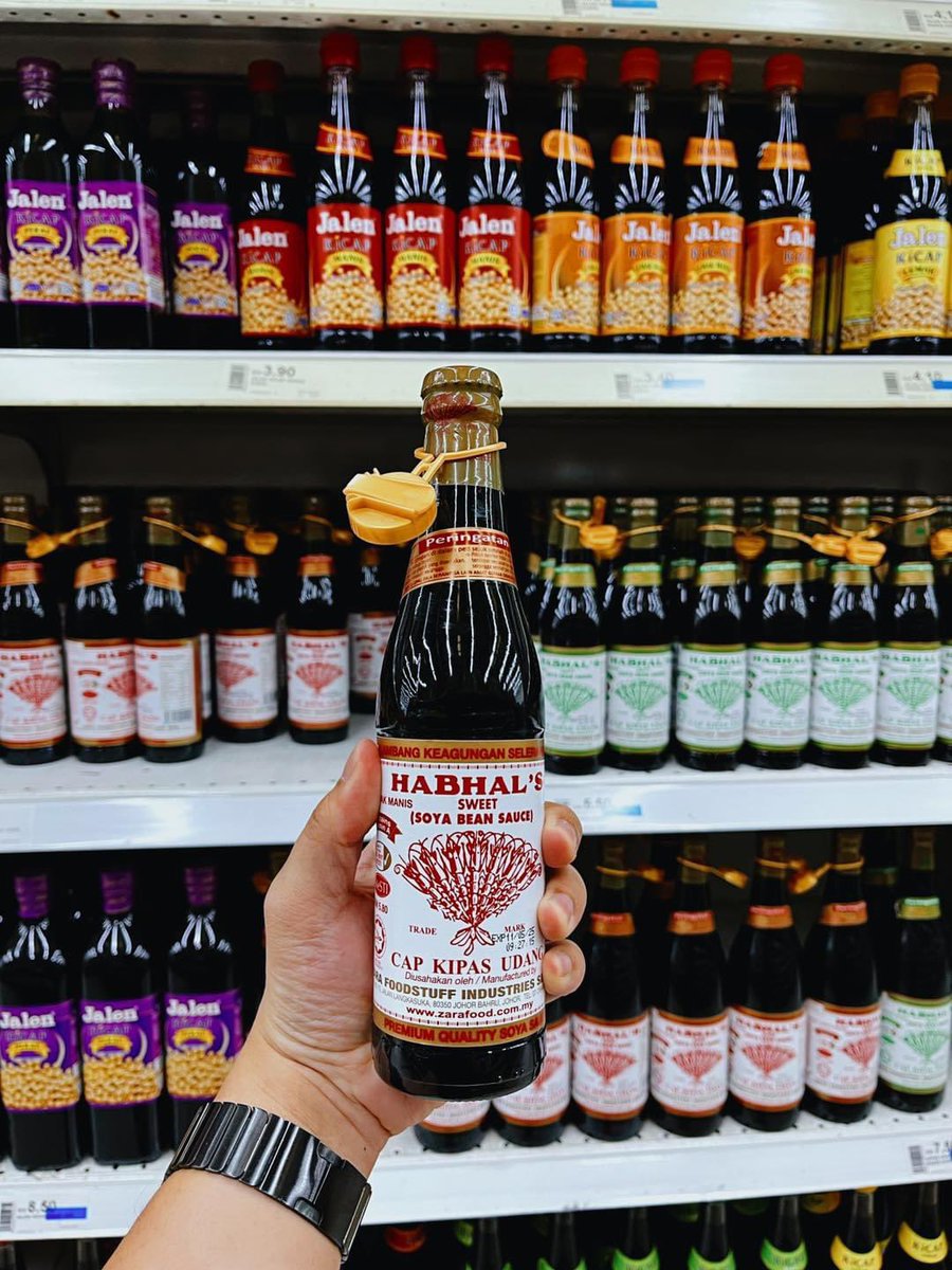 MalaysianFoods's tweet photo. Kicap paling sedap berbanding jenama kicap-kicap yang lain. https://t.co/yQ12b7mDPd