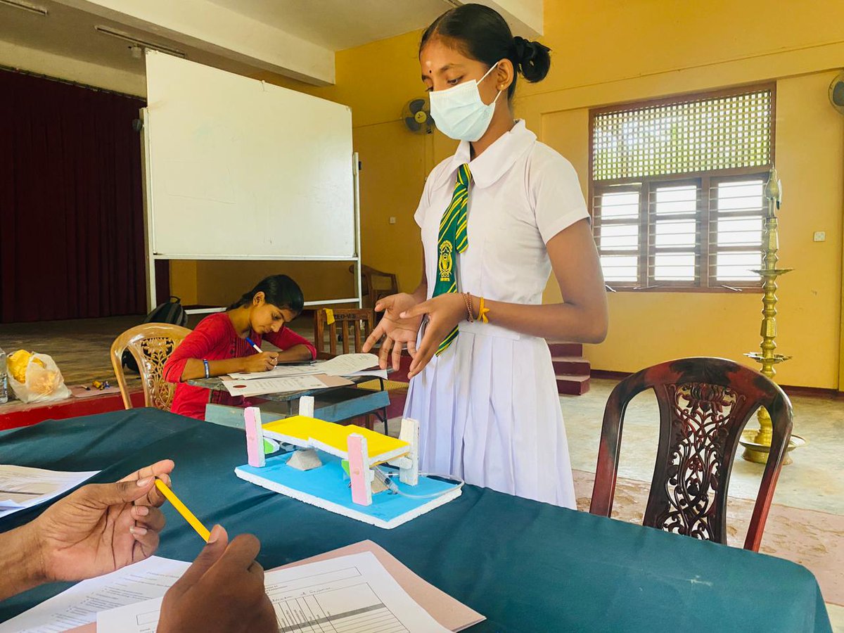 YarlITHub's tweet photo. #YGC is more of a learning process, a trigger to get into technology and an expression of their innovation for students in the form of competitions.
More snaps from #Vavuniya regional selections!
#YGC #YGC11 #LKA #SriLanka #YarlITHub #Innovation #Tech https://t.co/rNZSWP5RAF