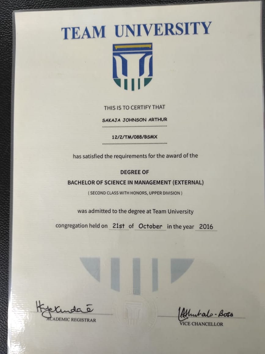 RobertAlai's tweet photo. Fraudster! 

Degree doesn’t exist and so even the transcript is fake. 

This is not about not liking Sakaja. We must just stop fraudsters!  

#TeamUniversityUganda https://t.co/nd7VyzOFM4
