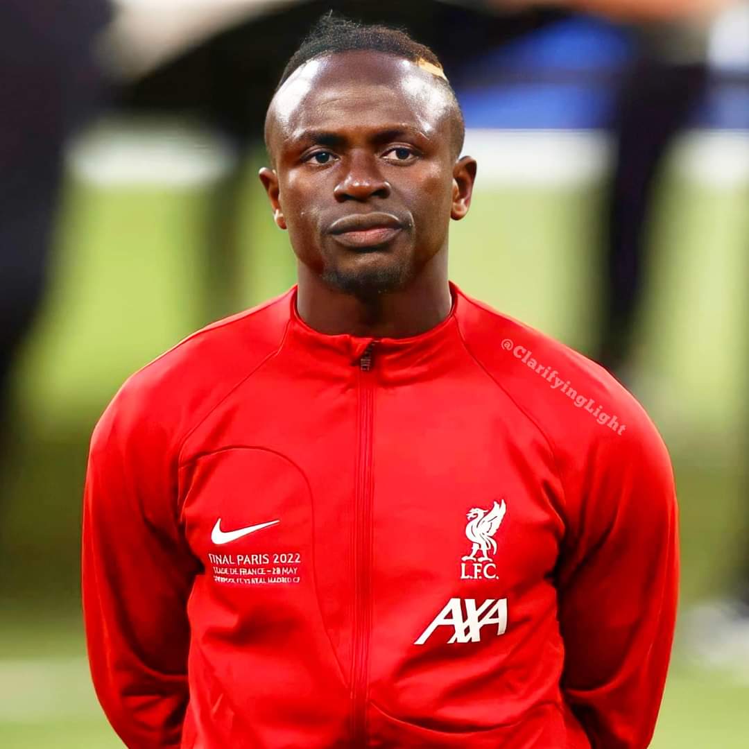 iBenAttha's tweet photo. Pesepakbola Sadio Mané bilang: 

“Saya melihat banyak gadis bertanya kpd saya mengapa saya tidak menikah, tetapi maaf Anda mungkin membuang-buang waktu Anda.  Wanita yang saya nikahi tidak akan ada di jejaring sosial (TikTok, Facebook, Instagram, Twitter, dll). https://t.co/h0MZeKRfmw