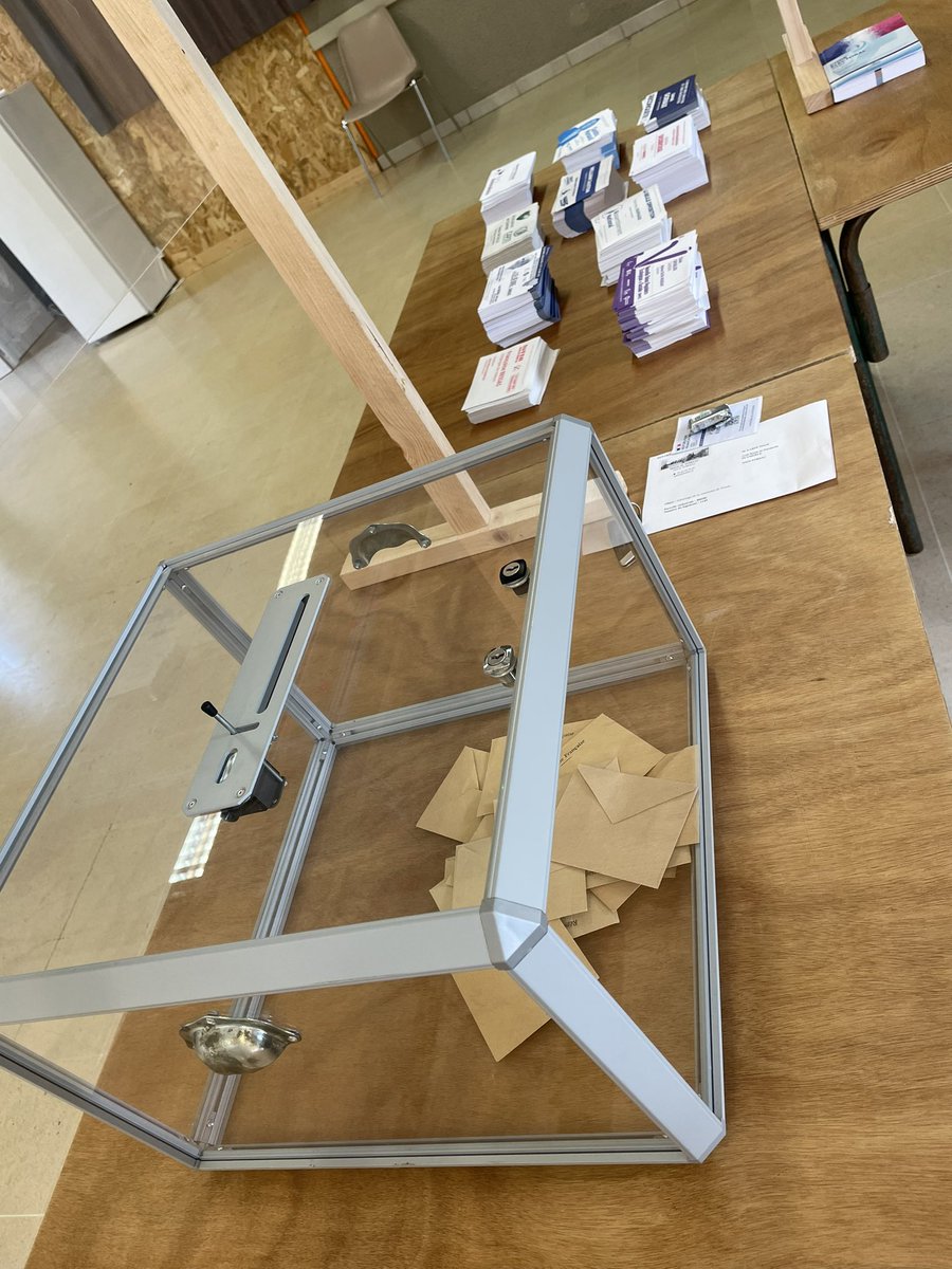 jimg2416's tweet photo. Venez voter, nous sommes ouverts !!!! 🗳
En même temps venez récupérer votre numéro de maison 🏠 concernant le nouvel adressage de notre commune https://t.co/YWa2PRisn1