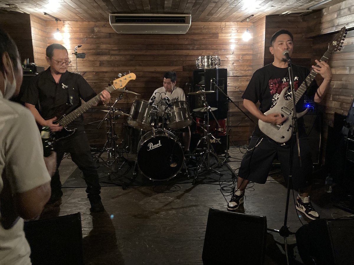 hellthrasher666's tweet photo. 本日DISTRO Day 11で。
色々楽しかった！

#zombieritual #restingore #distroday https://t.co/TzaTmLrGoY