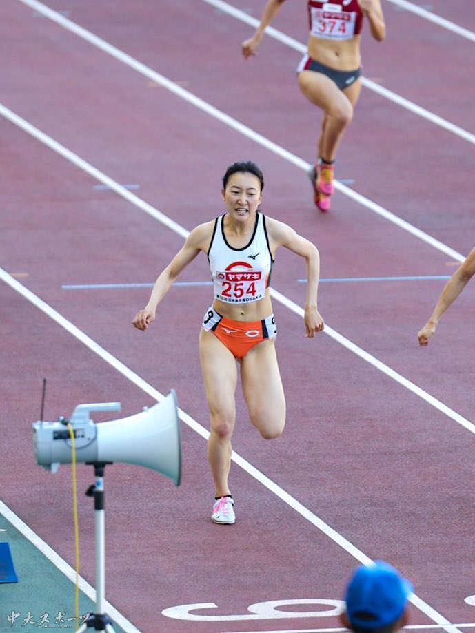 中央大学女子陸上競技部 Rt Chuosports 女子陸上競技部 第106回 日本選手権 女子400mh 決勝 松岡萌絵 経２ 57 57 Pb 中央大学女子陸上競技部 中大スポーツ T Co 8z0ttkldck Twitter