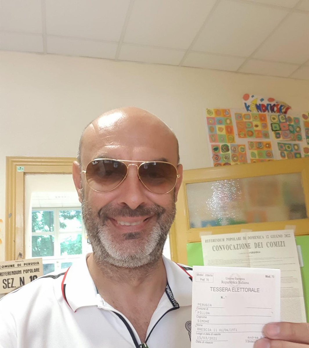 SimoPillon's tweet image. Cari amici buongiorno e buona domenica. Lo scandaloso silenzio con cui il media system ha occultato il referendum di oggi la dice lunga su quanto sia temuto questo delicato passaggio. Ecco perchè oggi andrò a votare, e voterò convintamente 5 si. #referendumgiustizia