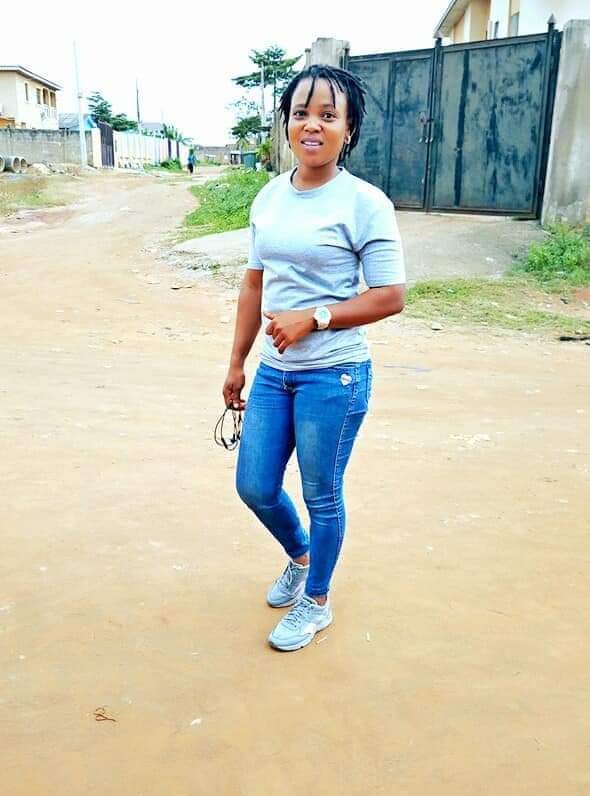 biolaOwopetu's tweet photo. This my friend in this picture is Omolola Ogunlaja, she's a childhood friend with lot of life, she's caring and always check on her people. It's been over 12yrs we set our eye on each other last, but she will never stop checking on me and her other friends.

#Thread https://t.co/ey0m6kzAra