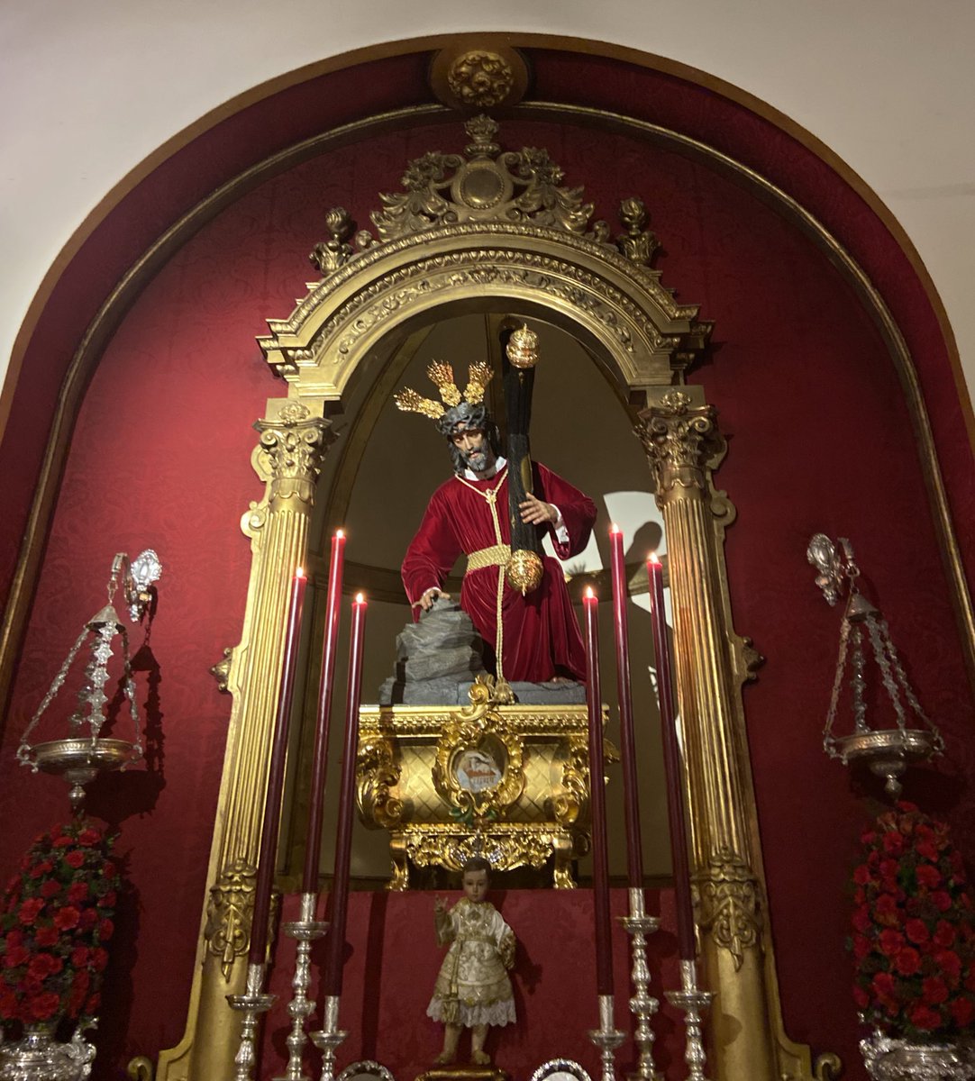 RociodeMalaga's tweet photo. ⚜️ «Muchas cosas me quedan por deciros, pero no podéis cargar con ellas por ahora; cuando venga él, el Espíritu de la verdad, os guiará hasta la verdad plena. Pues lo que hable no será suyo: hablará de lo que oye y os comunicará lo que está por venir»

#CofradíasMLG https://t.co/ABFgLeO8nC