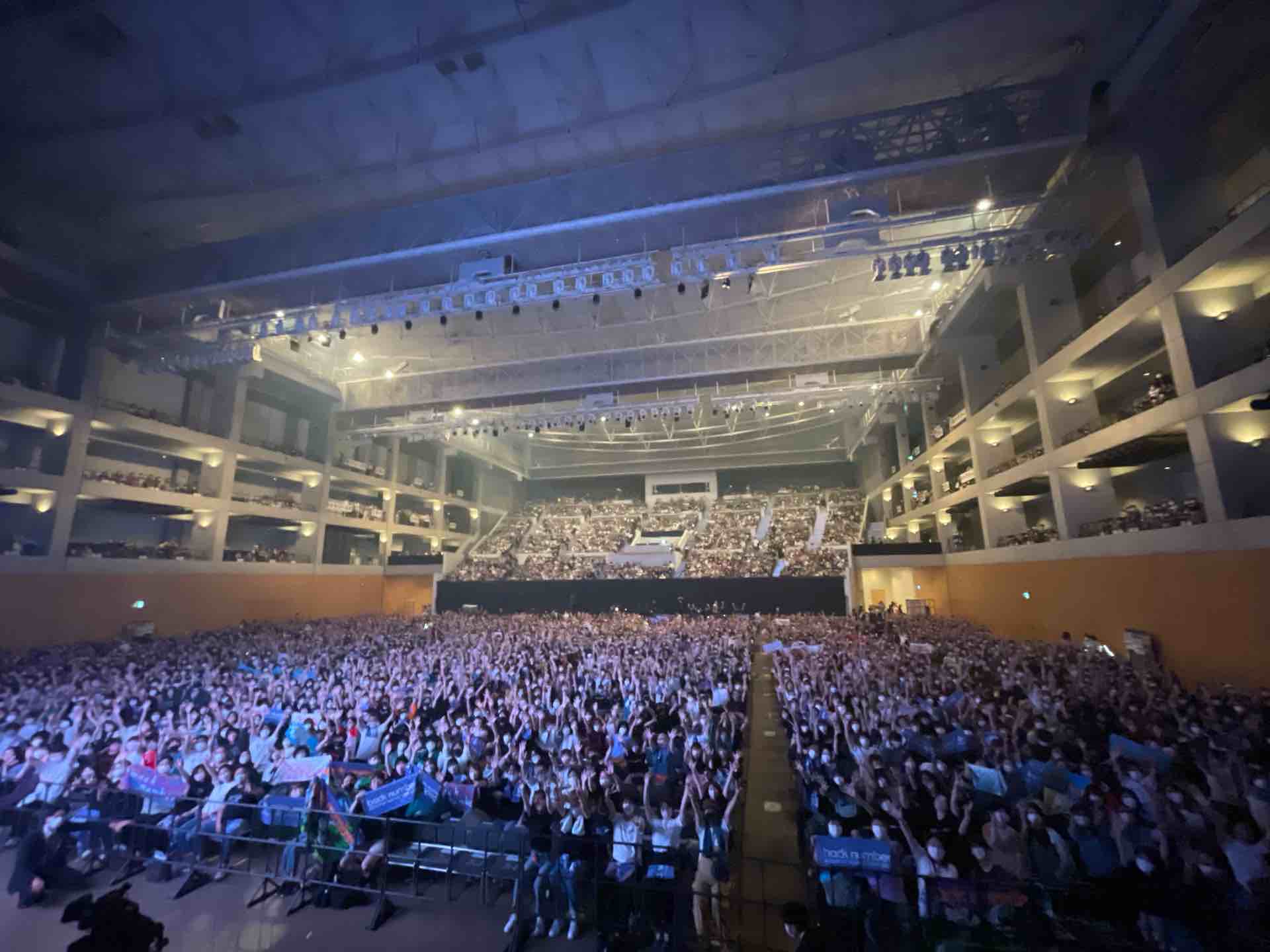 かずや Back Number Twitterissa Scent Of Humor Tour 22 別府ビーコンプラザ３日目 今日も暑いので水分補給をしっかりしつつ みんなで良い１日にしましょうー よろしくですー Backnumber Scent Of Humor Tour 22 T Co B1zndyqux7 Twitter