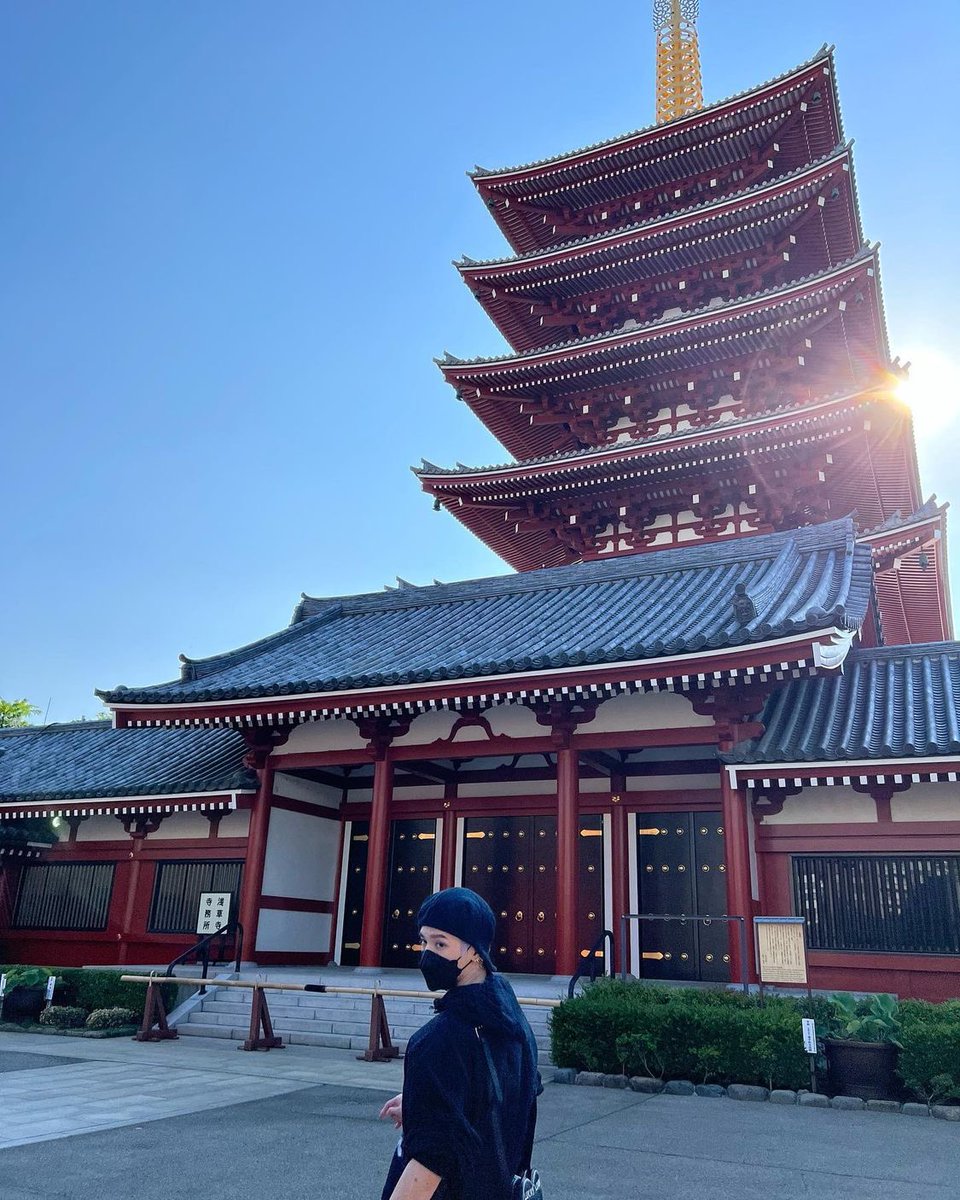 SM_NCT's tweet photo. [OFFICIAL] 220612 #TAEYONG’s Instagram update with #DOYOUNG (1)

“Tokyo”

#NCT #NCT127 
https://t.co/CF0XveZI9x https://t.co/I0IwJuQLm5