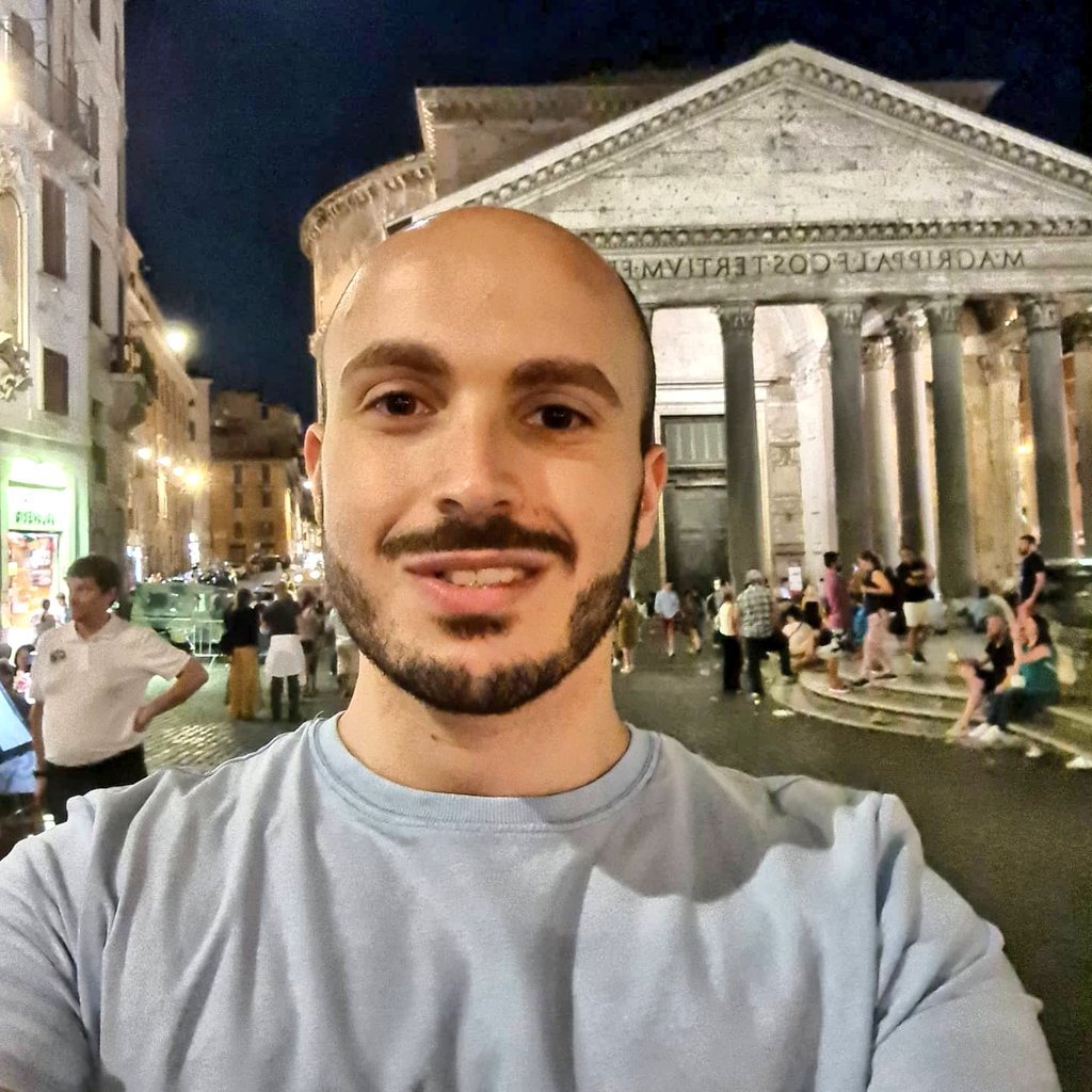 dany94ct's tweet photo. Roma non ha eguali. #roma è sempre magica, meravigliosa e insostituibile! 😍 #pantheon https://t.co/w7JlGOtOLP