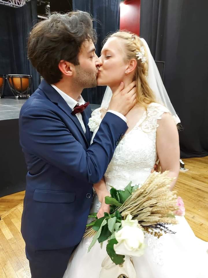 CamilleSffr's tweet photo. Je mets pas souvent de photos sur Twitter mais... I got married !! 🥰🥰 https://t.co/THbfRCGQ1T