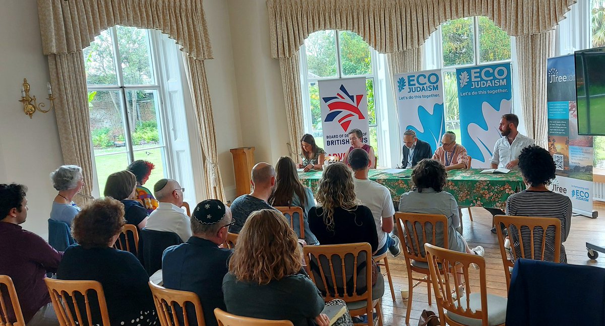 ecojudaism's tweet photo. Our first #EcoJudaism event @kewgardens! @TamFinkelstein @DefraGovUK @malinimehra @jamie_pedro_ @friends_earth @RabbiWittenberg @MasortiJudaism Rabbi Jeff Berger @BoardofDeputies 
#EnergyCrisis #ClimateCrisis #letsdothistogether 
@rabbidavidmason @RabbiMarkG Rabbi Tany Sakhnovich https://t.co/2p22vFL54b