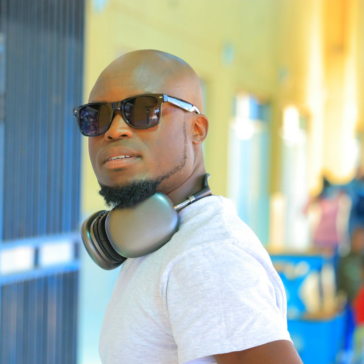 Keithmosa_'s tweet photo. #NewProfilePic https://t.co/fcLoC0AgQo