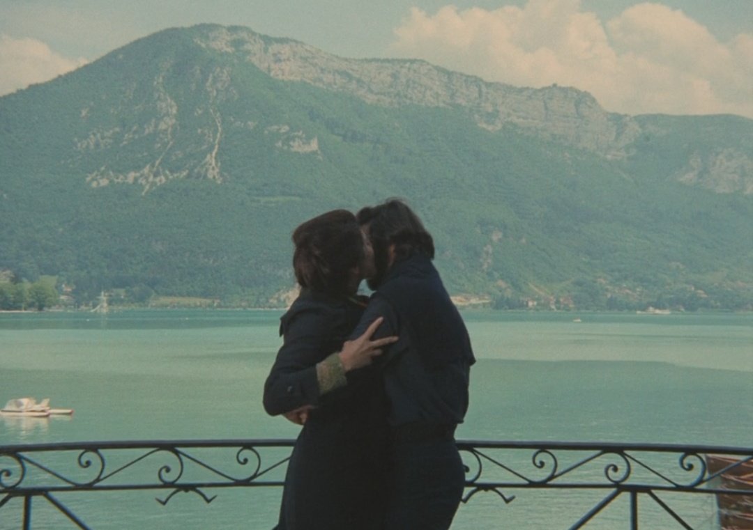 artistryhere's tweet image. éric rohmer cinema — embrace.