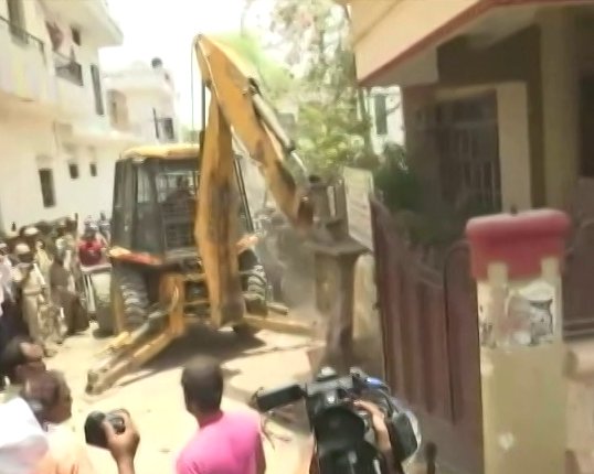 ndtv's tweet photo. #InPics | Bulldozers Out For 2nd Day In UP: Target Is Prayagraj Violence-Accused https://t.co/e5j7lnYiit https://t.co/F4Uyc3iZiQ