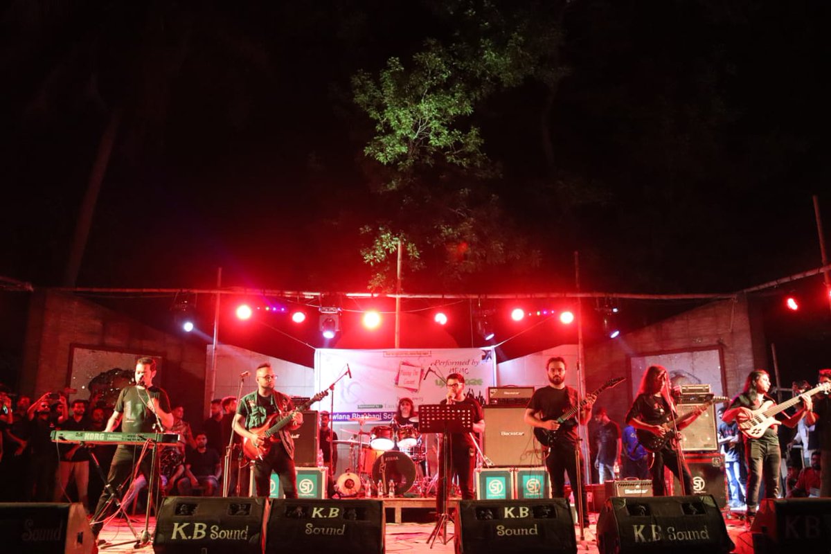 tipu_alam's tweet photo. "Had an amazing weekend! 9th June: Coke Studio Live Concert; 10th June: JCI Rock Fest 2022 at ICCB; and 11th June: MBSTU Rag 2022 show at Tangail! Gearing up for more this month! Stay tuned for updates!"
#warfazeforever #warfazefans #CokeStudioBangla #JCI #MBSTU https://t.co/pSwwoU4uAF