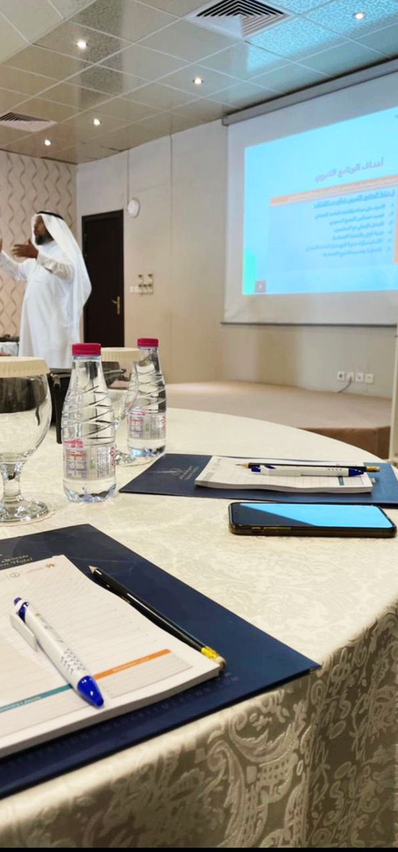 لأهمية تطوير المورد البشري في الجمعية، تُشارك الأخصائية الاجتماعية رهف العتيق في دورة "الباحث الاجتماعي في المنظمات الغير ربحية" والمقامة في أكاديمية الفوزان للتطوير قيادات المنظمات الغير ربحية <a href="/alfozan_academy/">أكاديمية الفوزان</a> 

#جمعية_لأجلهم 
#ذوي_الإعاقة #تدريب